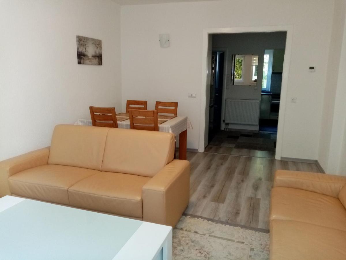 Apartment Azra - Sarajevo, Ilidza Buitenkant foto